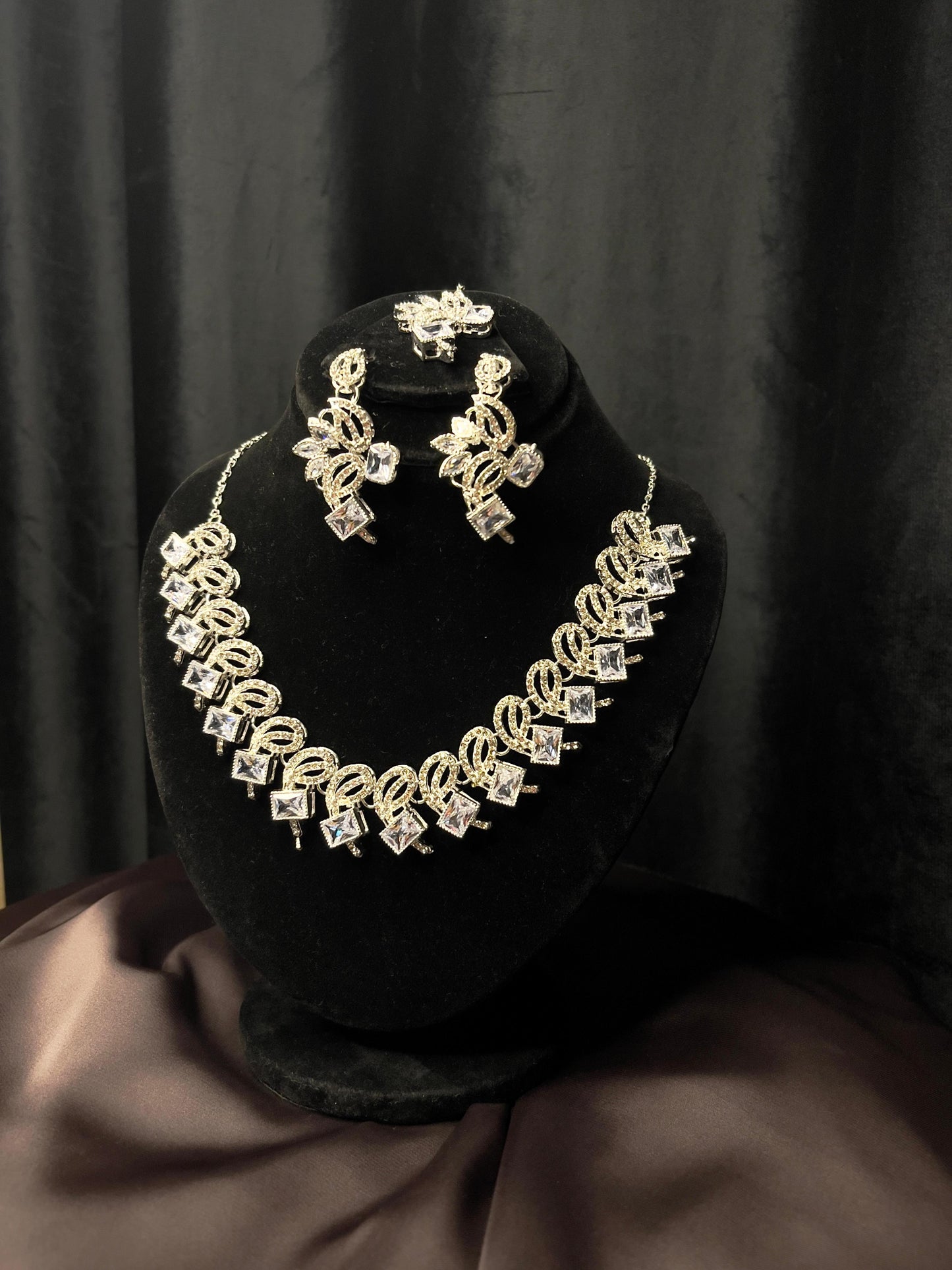 Silver Beauty Set – Timeless Sparkle