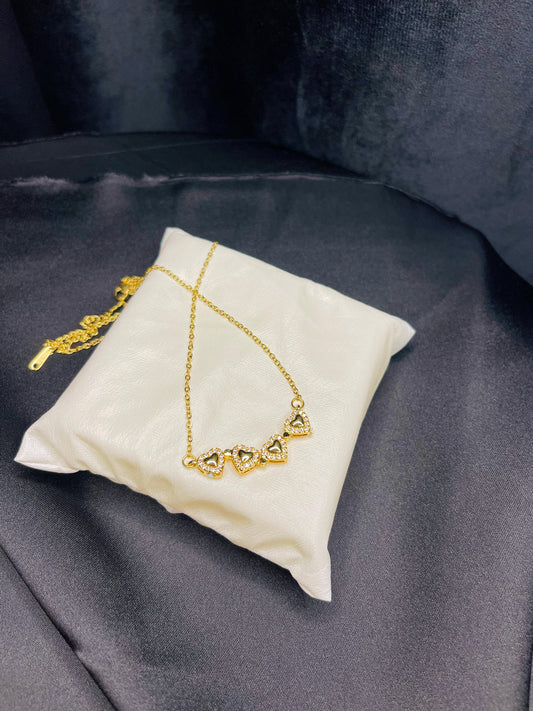 Magnetic Hearts Necklace – Love in Every Link