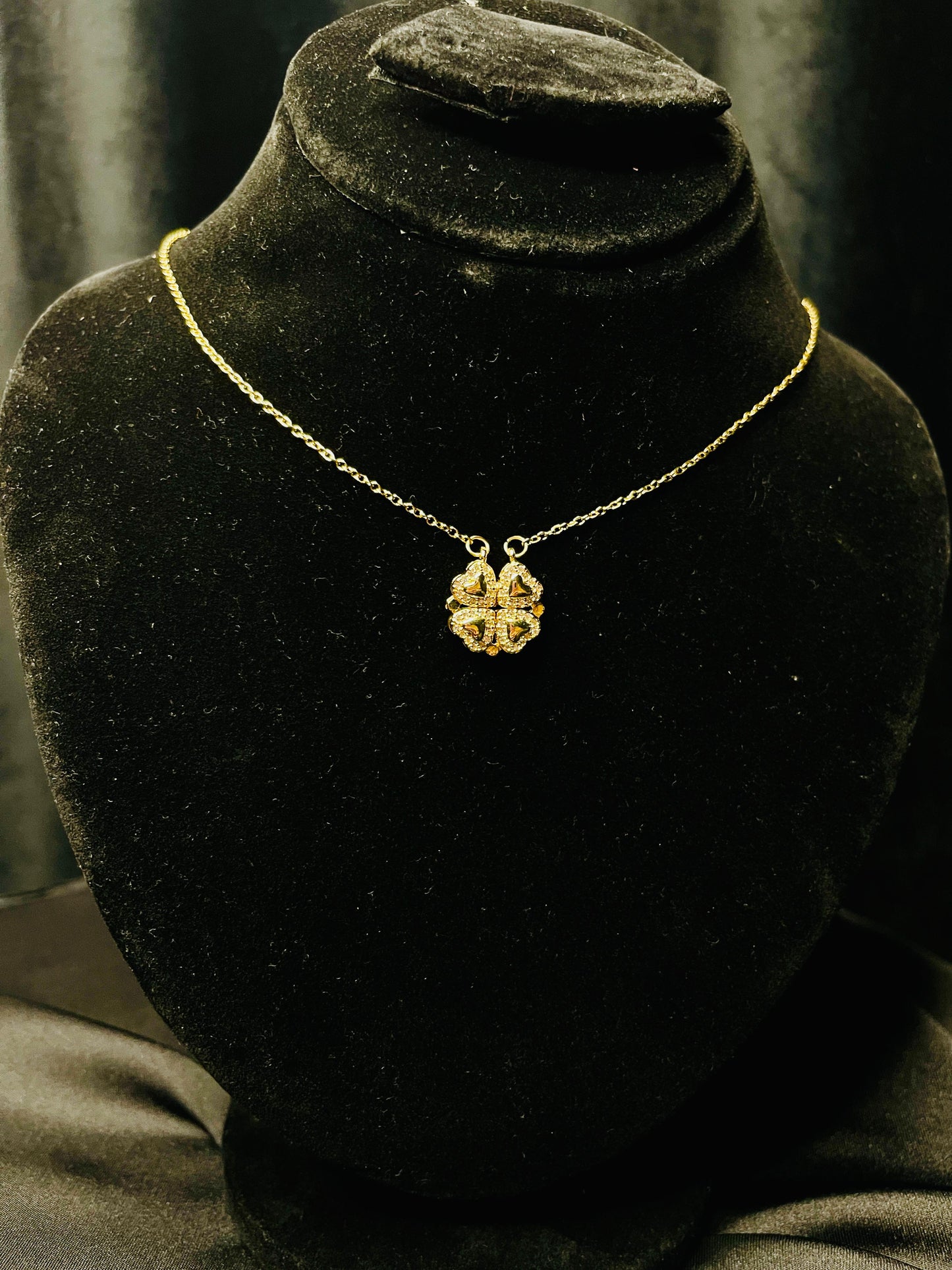 Magnetic Hearts Necklace – Love in Every Link