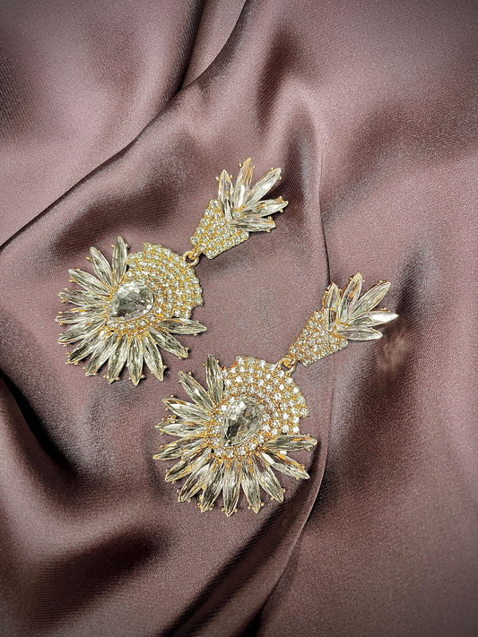 Showtime Earrings – Dual-Tone Sparkle